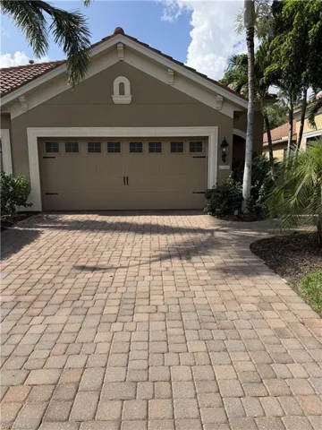 10088 Montevina Dr, Estero, Florida 33928