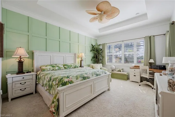 10040  Avalon Lake  CIR, Fort Myers, FL 33913