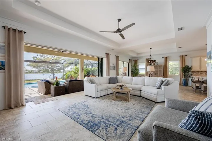 10040  Avalon Lake  CIR, Fort Myers, FL 33913