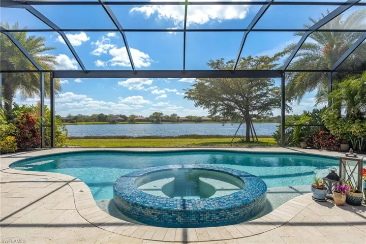 10040  Avalon Lake  CIR, Fort Myers, FL 33913