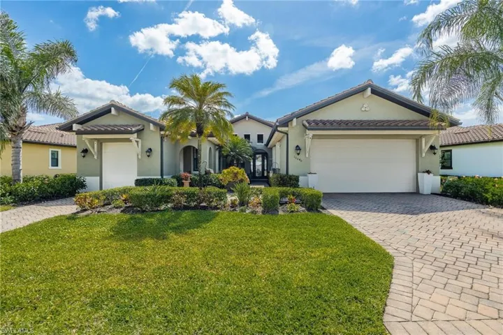 10040  Avalon Lake  CIR, Fort Myers, FL 33913