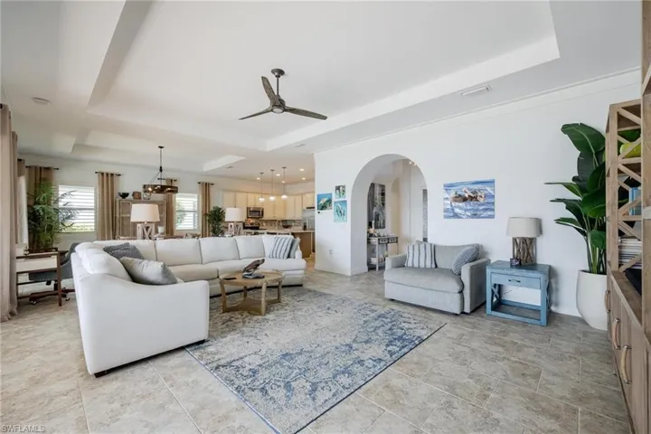 10040  Avalon Lake  CIR, Fort Myers, FL 33913