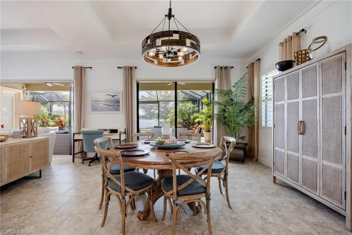 10040  Avalon Lake  CIR, Fort Myers, FL 33913