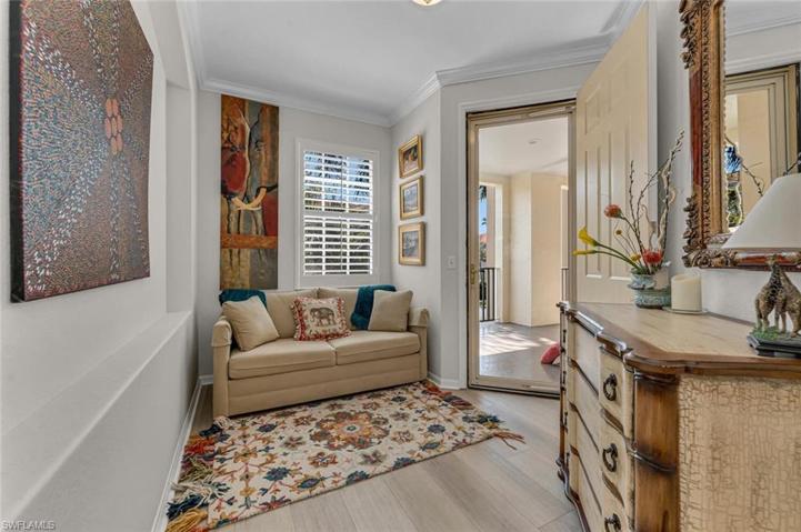 4873 Hampshire CT # 107, NAPLES FL 34112