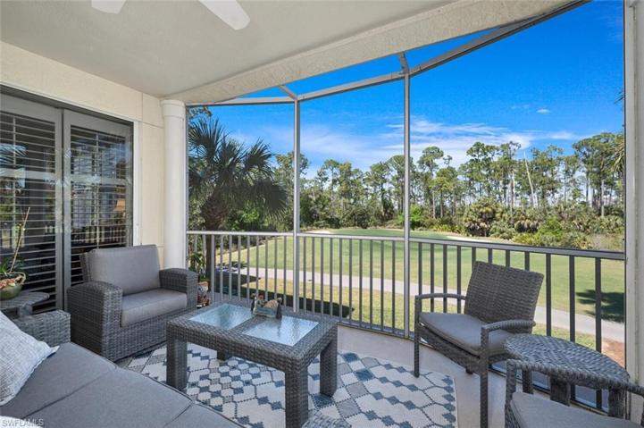 4873 Hampshire CT # 107, NAPLES FL 34112