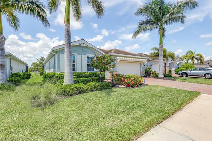 14605 Catamaran PL, NAPLES FL 34114