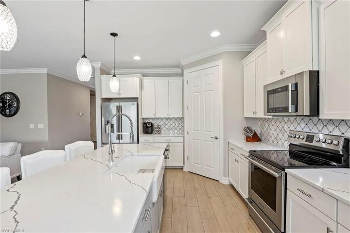 14605 Catamaran PL, NAPLES FL 34114