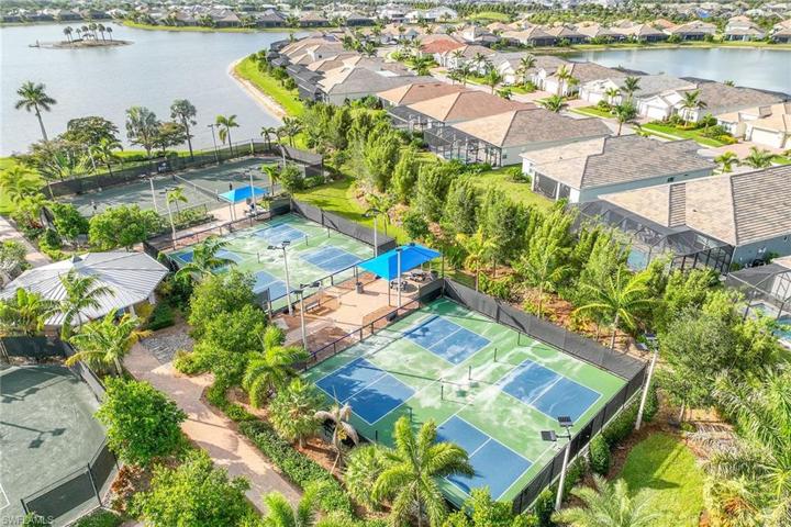 14605 Catamaran PL, NAPLES FL 34114