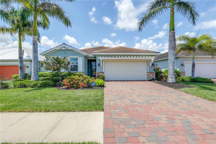 14605 Catamaran PL, NAPLES FL 34114