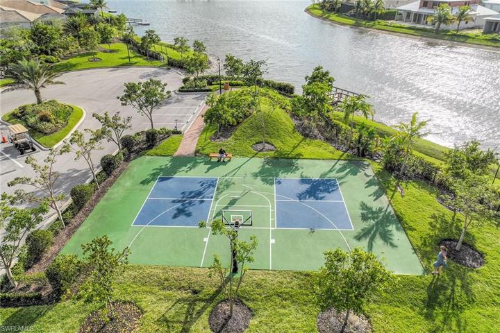 14605 Catamaran PL, NAPLES FL 34114