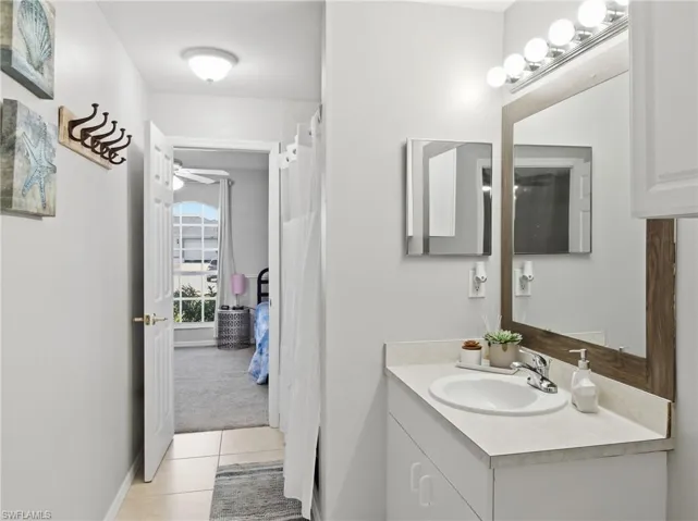 SHARED Bathroom with shower tub