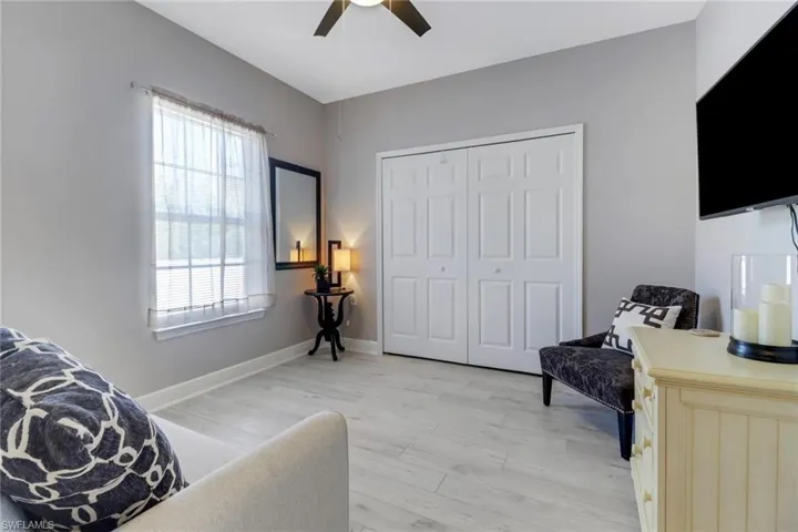 1370 Sweetwater CV # 204, NAPLES FL 34110