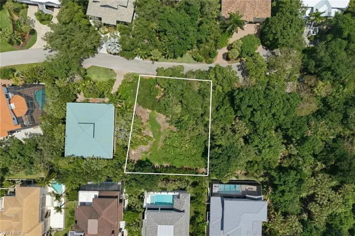 375 Gumbo Limbo Ln, Marco Island, Florida 34145