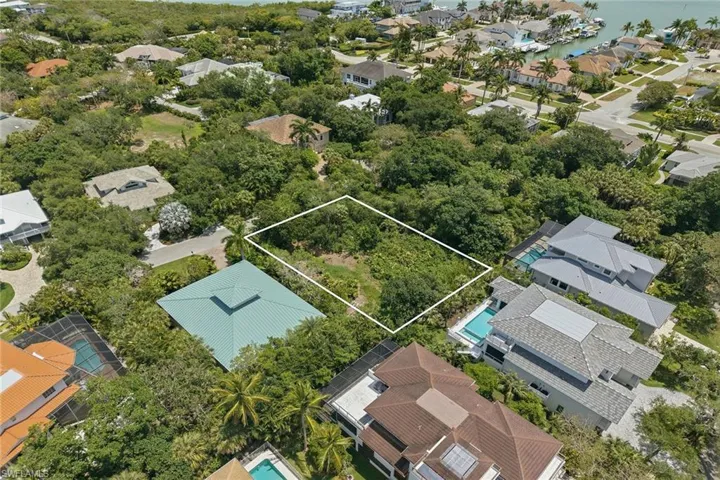 375 Gumbo Limbo Ln, Marco Island, Florida 34145