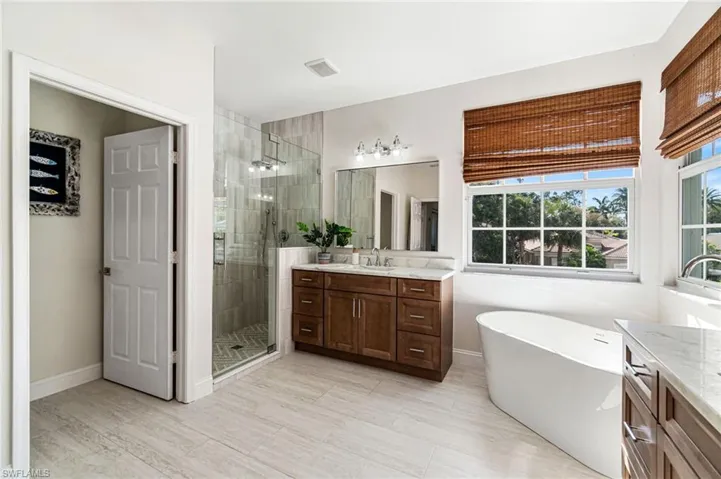 Floorplan includes a private toilet closet.