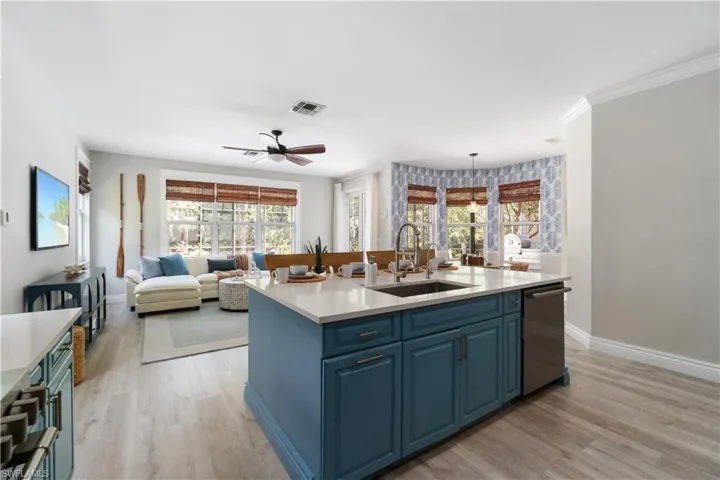 The Modern coastal design and functionality delivers an extra prep space as well as additional dining area.