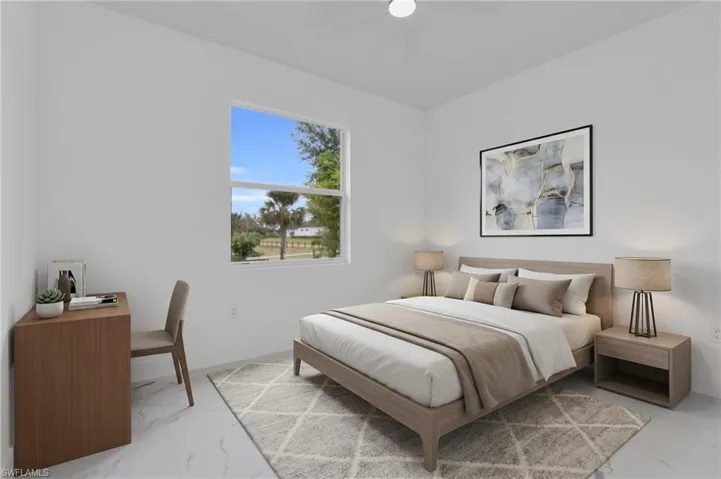 Virtually staged: bedroom with ceiling fan