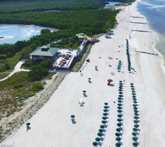 Big Hickory Island Beach Park