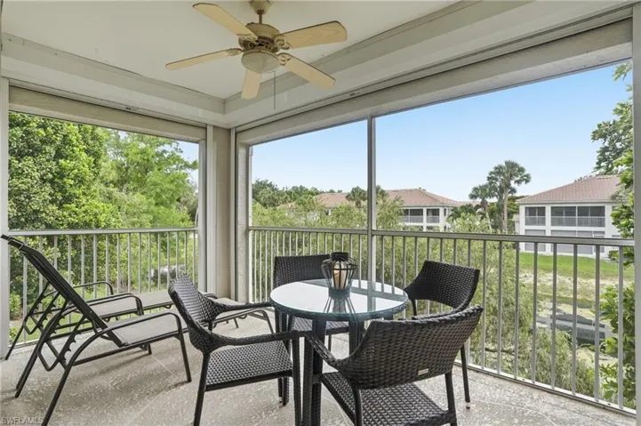 6914 Satinleaf Rd N 201, Naples, Florida 34109