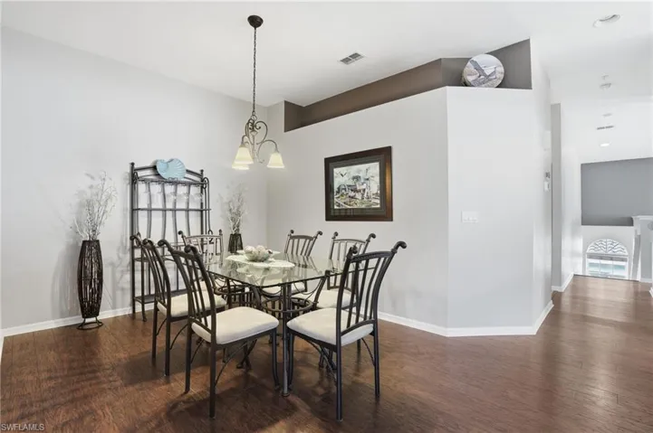 6914 Satinleaf Rd N 201, Naples, Florida 34109