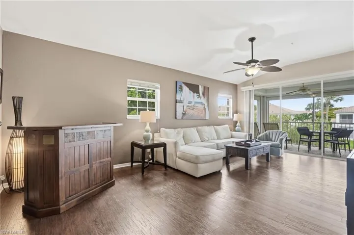 6914 Satinleaf Rd N 201, Naples, Florida 34109