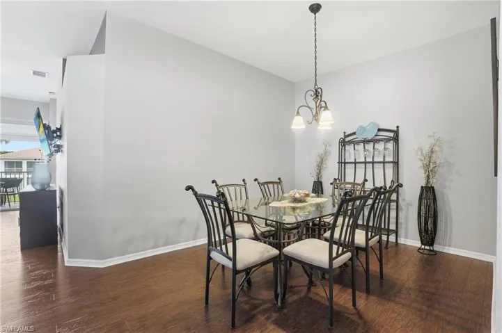 6914 Satinleaf Rd N 201, Naples, Florida 34109