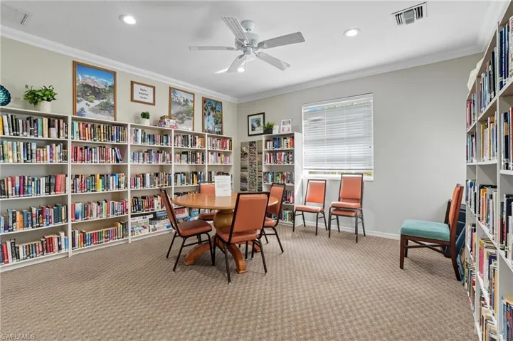 6914 Satinleaf Rd N 201, Naples, Florida 34109