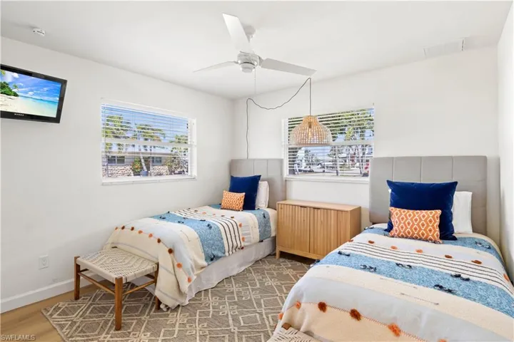 Bright and cheerful guest bedroom.