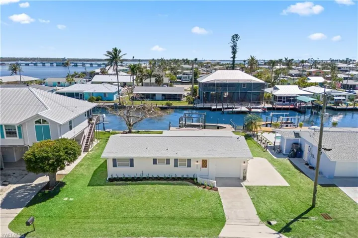 If you are searching for a waterfront paradise with Gulf access, you have found it here!
