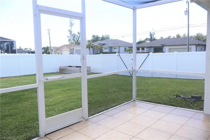 1632 Sw 18th St, Cape Coral, Florida 33991