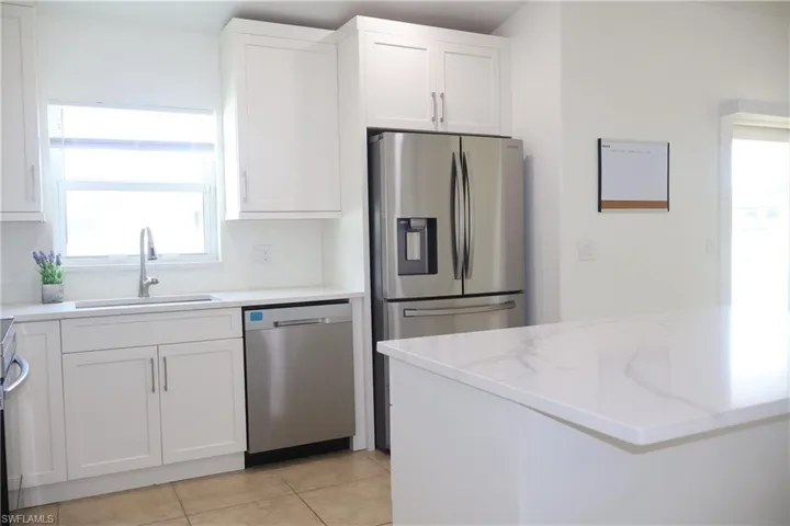 1632 Sw 18th St, Cape Coral, Florida 33991