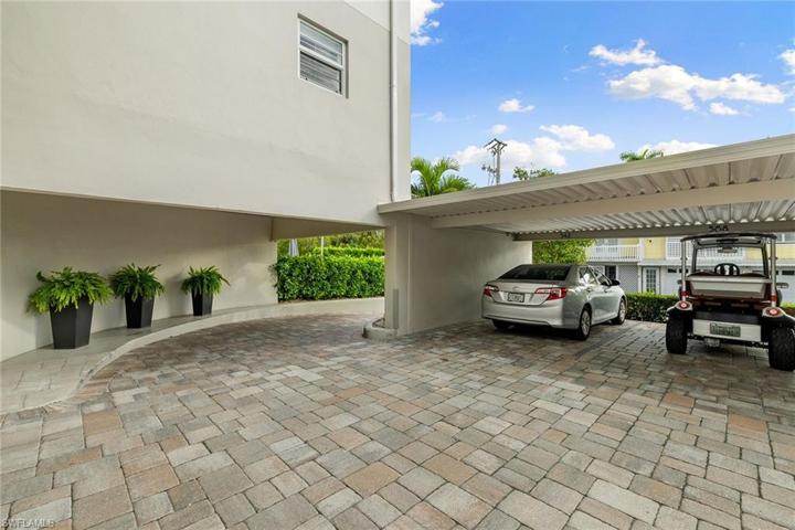 542 12th AVE S # 542, NAPLES FL 34102