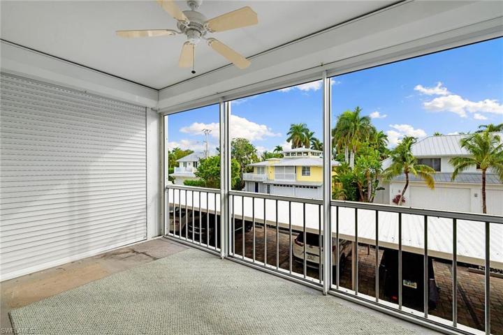 542 12th AVE S # 542, NAPLES FL 34102