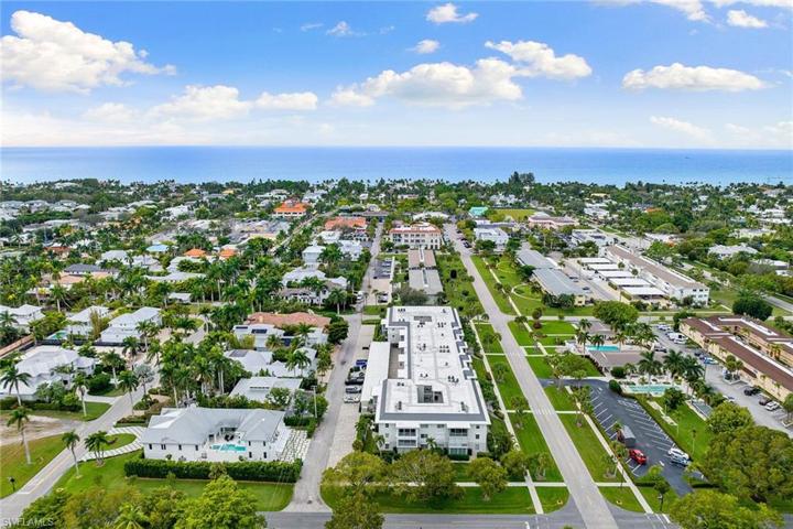 542 12th AVE S # 542, NAPLES FL 34102