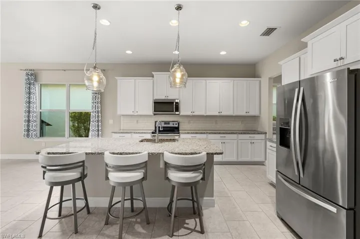 3292 Pilot Cir, Naples, Florida 34120