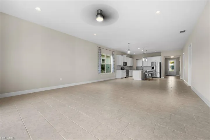 3292 Pilot Cir, Naples, Florida 34120