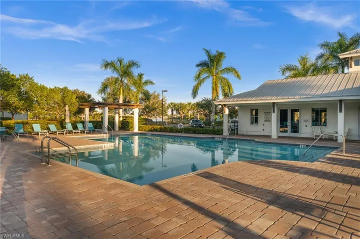 3292 Pilot Cir, Naples, Florida 34120