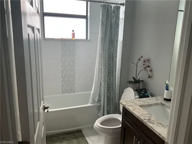 4143 2nd Ave Ne, Naples, Florida 34120
