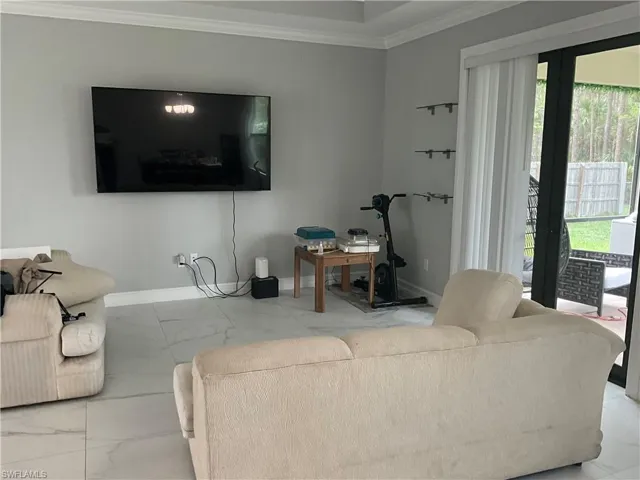 4143 2nd Ave Ne, Naples, Florida 34120