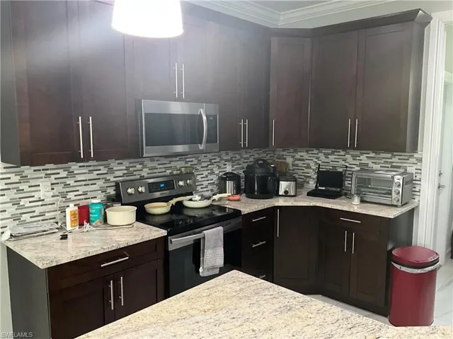 4143 2nd Ave Ne, Naples, Florida 34120