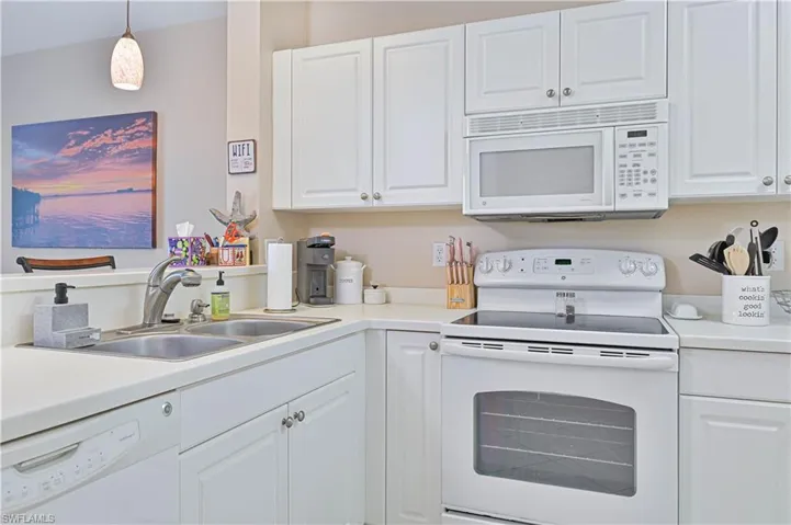 13120 Broadhurst Loop 505, Fort Myers, Florida 33919