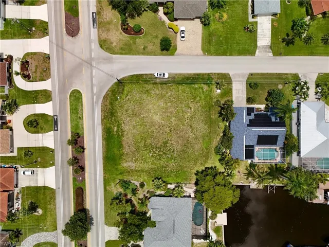 2014 Everest Pkwy, Cape Coral, Florida 33904