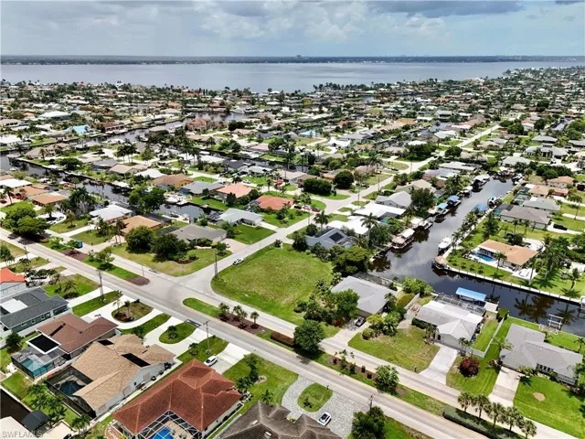 2014 Everest Pkwy, Cape Coral, Florida 33904