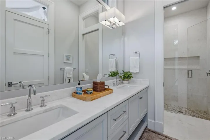 2987 Regatta Rd, Naples, Florida 34103