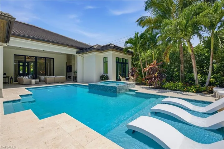 2987 Regatta Rd, Naples, Florida 34103