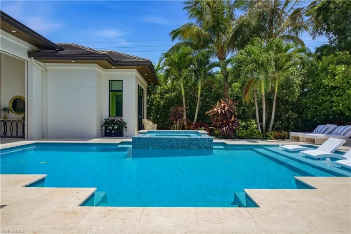 2987 Regatta Rd, Naples, Florida 34103