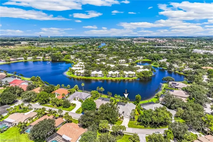 3640 Lakemont Dr, Bonita Springs, Florida 34134