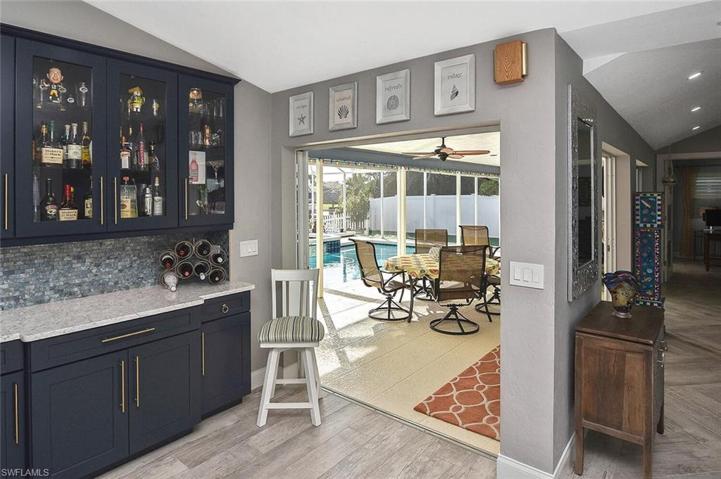 Built in Bar