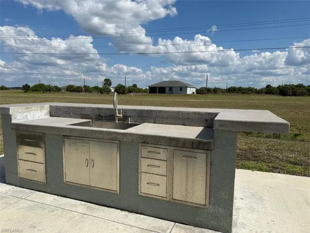127  Carousel  AVE, Labelle, FL 33935