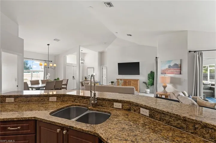 519 Ne 19th Ter, Cape Coral, Florida 33909